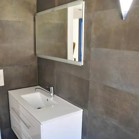 Stadt- Naturnah, Traumblick Und Balkon * Baden-Baden