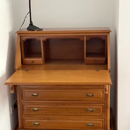 Stadt- Naturnah, Traumblick Und Balkon شقة