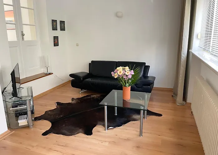 Stadt- Naturnah, Traumblick Und Balkon *