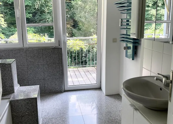 Stadt- Naturnah, Traumblick Und Balkon Appartement *